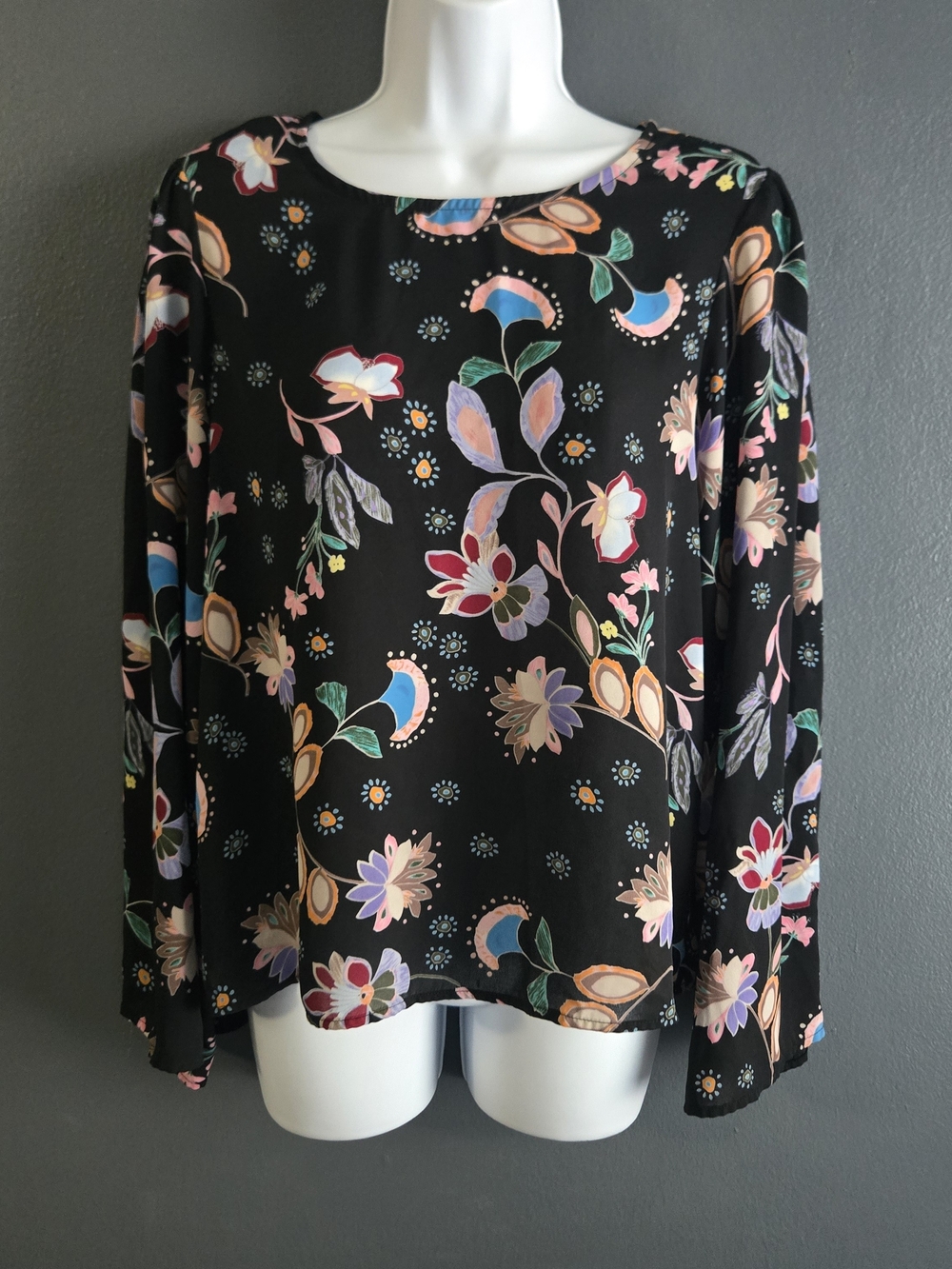 Finn & Grace Black Bell Sleeve Floral Romance Retro Long Sleeve Women's Blouse M